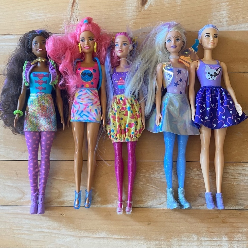 Mattel Barbie Color Reveal Fashion Dolls With Clothes Shoes Lot Of 5 Molded Hair